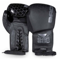 Боксерские перчатки Bad Boy Legacy 2.0 Lace Up Black 10 ун.